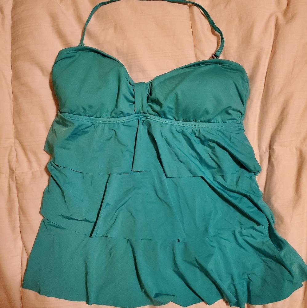 Kenneth Cole Reaction Ruffled Tankini Top
